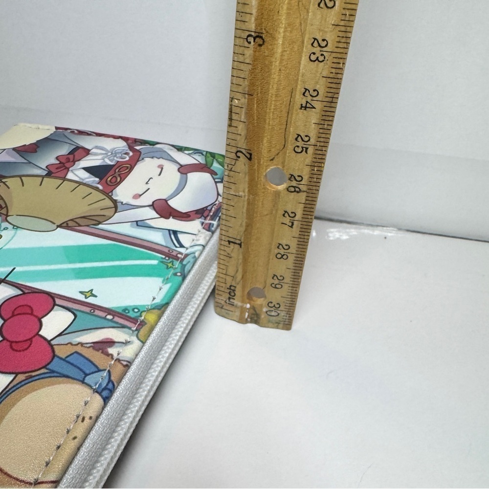 Colorful Hello Kitty Wallet - Picture 6 of 9